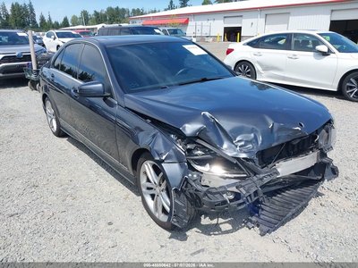 WDDGF8AB2ER****** 2014 Mercedes-Benz C-Class