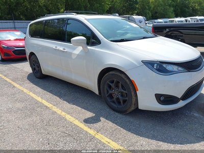 2018 Chrysler Pacifica