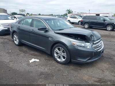 2016 Ford Taurus