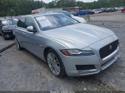 SAJBD4GX8KC****** 2019 Jaguar XF
