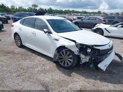 5XXGU4L35JG****** 2018 Kia Optima