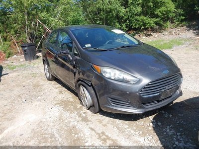 3FADP4BJ5JM****** 2018 Ford Fiesta
