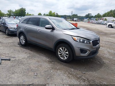5XYPG4A32JG****** 2018 Kia Sorento