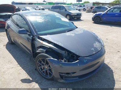5YJ3E1EB9NF****** 2022 Tesla Model 3