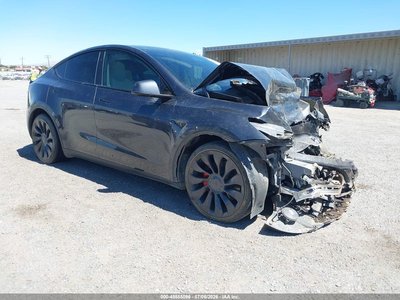 7SAYGDEF0SF****** 2025 Tesla Model Y
