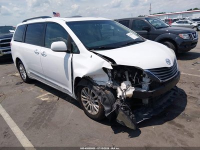 2014 Toyota Sienna