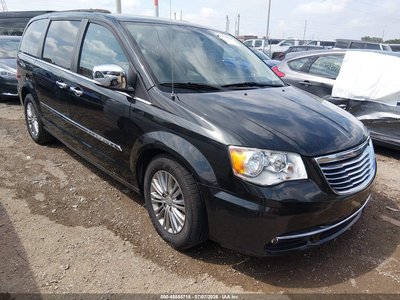 2016 Chrysler Town & Country