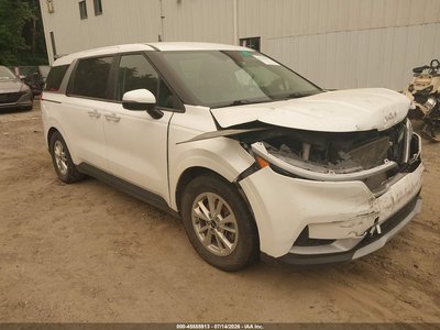KNDNB4H3XN6****** 2022 Kia Carnival
