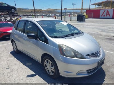 JHMGE8H38BC****** 2011 Honda Fit