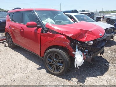 KNDJ33AU2M7****** 2021 Kia Soul