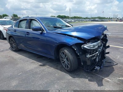 WBA5R1C59KA****** 2019 BMW 330i