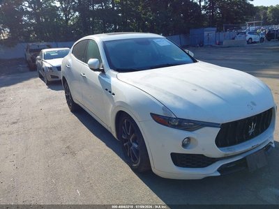 ZN661YUA3LX****** 2020 Maserati Levante
