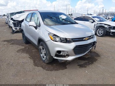 3GNCJKSB7JL****** 2018 Chevrolet Trax