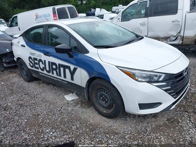 2025 Nissan Versa