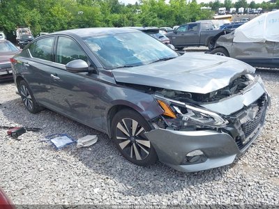2021 Nissan Altima