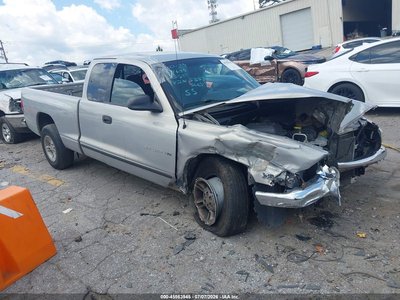 1B7GL22N8YS****** 2000 Dodge Dakota
