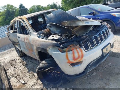 1C4RJFBG5HC****** 2017 Jeep Grand Cherokee