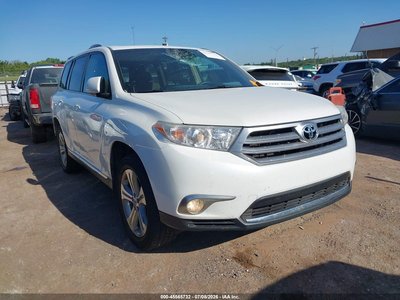 5TDDK3EH2DS****** 2013 Toyota Highlander