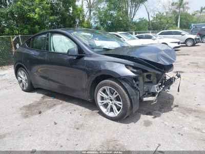 7SAYGDED1RF****** 2024 Tesla Model Y
