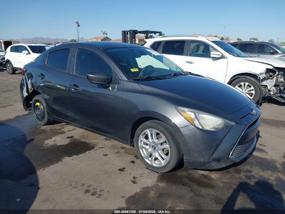 2017 Toyota Yaris