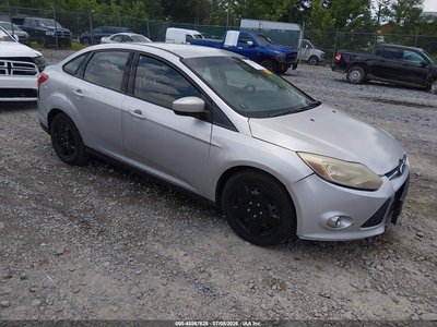1FAHP3F22CL****** 2012 Ford Focus