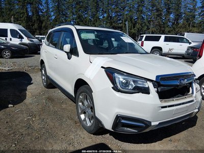 JF2SJAWC7JH****** 2018 Subaru Forester