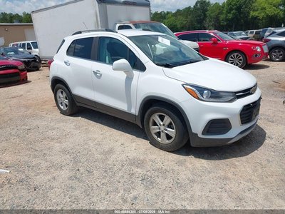 3GNCJLSB3KL****** 2019 Chevrolet Trax