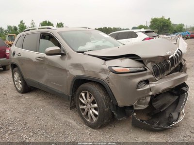 1C4PJMDSXHW****** 2017 Jeep Cherokee