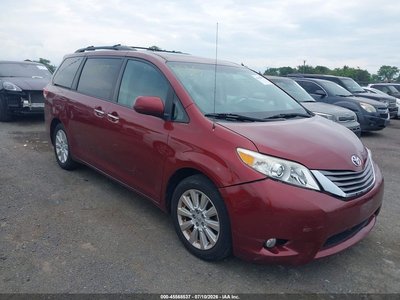 2013 Toyota Sienna