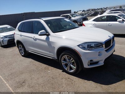 5UXKR2C58G0****** 2016 BMW X5