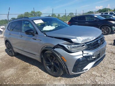 3VV8B7AX6PM****** 2023 Volkswagen Tiguan