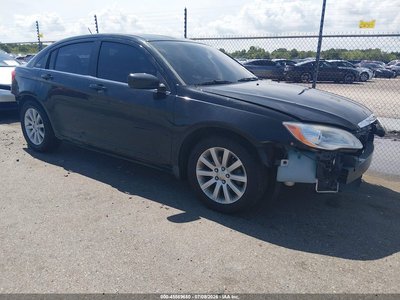 2014 Chrysler 200