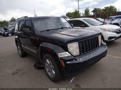 1C4PJMAK5CW****** 2012 Jeep Liberty