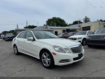 WDDHF8HB7BA****** 2011 Mercedes-Benz E-Class