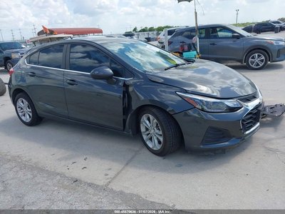 3G1BE6SM1KS****** 2019 Chevrolet Cruze