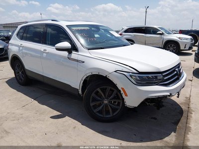 3VV3B7AX2NM****** 2022 Volkswagen Tiguan