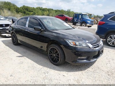 1HGCR2F53FA****** 2015 Honda Accord