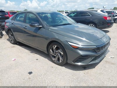KMHLM4DG8SU****** 2025 Hyundai Elantra
