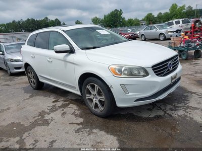 YV4902DZ0E2****** 2014 Volvo XC60