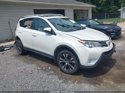 2T3DFREV1FW****** 2015 Toyota RAV4