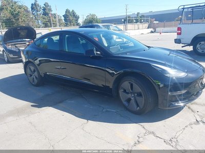 5YJ3E1EB4MF****** 2021 Tesla Model 3