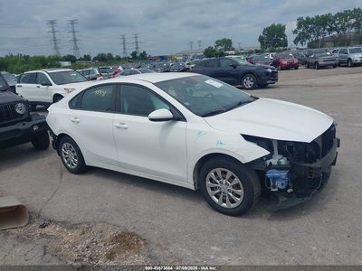 3KPF24AD4KE****** 2019 Kia Forte