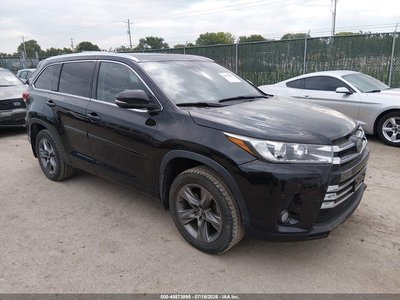 5TDDZRFH4JS****** 2018 Toyota Highlander