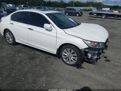 1HGCR3F82DA****** 2013 Honda Accord