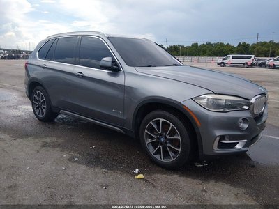5UXKR2C32H0****** 2017 BMW X5
