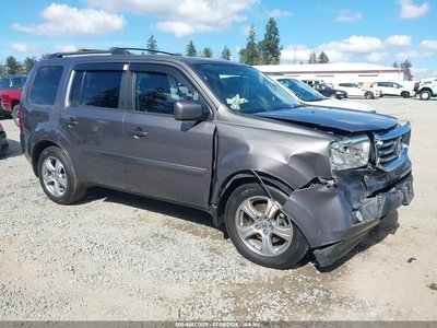5FNYF4H53EB****** 2014 Honda Pilot