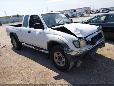 5TEWN72N82Z****** Salvage and Wrecked 2002 Toyota Tacoma in Omaha