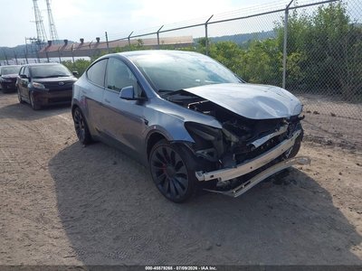 7SAYGDEF6RA****** 2024 Tesla Model Y
