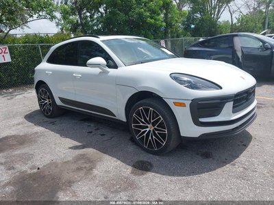WP1AA2A51TL****** 2026 Porsche Macan