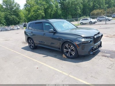 5UX23EM09S9****** 2025 BMW X7